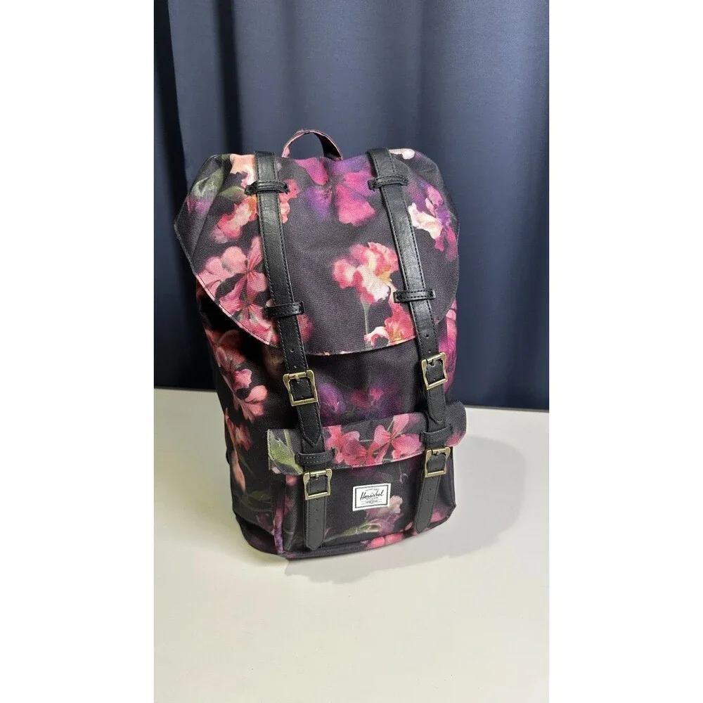 Herschel Supply Company little america